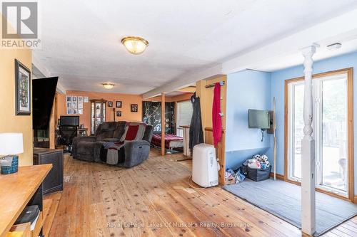244 South Mary Lake Road, Huntsville (Stephenson), ON - Indoor Photo Showing Other Room