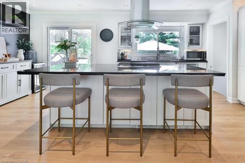 5188 Meadowhill Road, Burlington, ON - Indoor