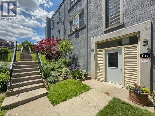 1755 King Street Unit# 9, Hamilton, ON - Outdoor