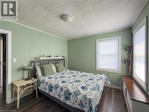 1755 King Street Unit# 9, Hamilton, ON - Indoor Photo Showing Bedroom