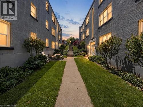 1755 King Street Unit# 9, Hamilton, ON - Outdoor