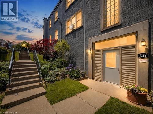 1755 King Street Unit# 9, Hamilton, ON - Outdoor