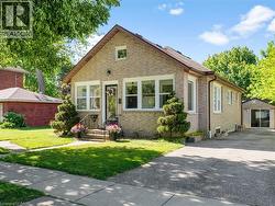19 ELM Street Kingsville, ON N9Y 1W6