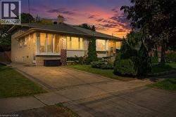 270 ROYWOOD Drive North York, ON M3A 2E6