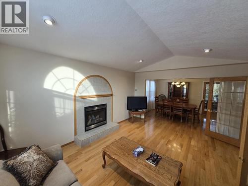 142 Lowe Street, Quesnel, BC 