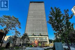 3211 - 575 BLOOR STREET Toronto, ON M4X 1J8