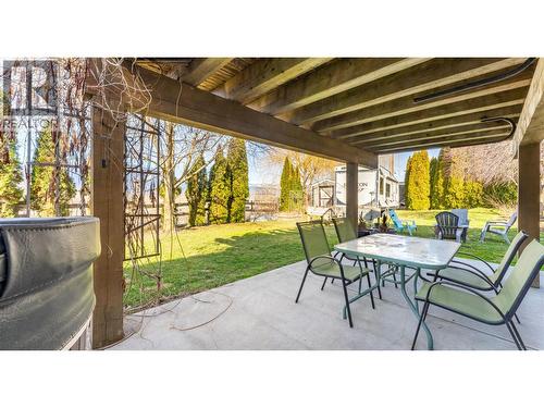 235 3Rd Avenue S, Creston, BC 