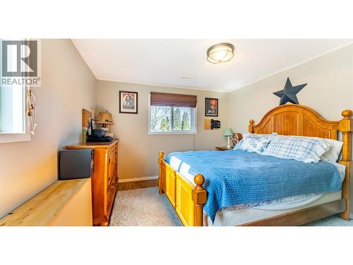 235 3Rd Avenue S, Creston, BC 