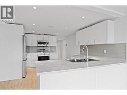 Suite kitchen - 