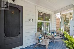 132 HANSON STREET Toronto, ON M4C 1A4