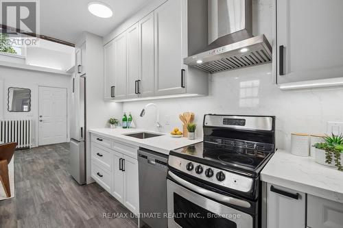 132 Hanson Street, Toronto, ON 