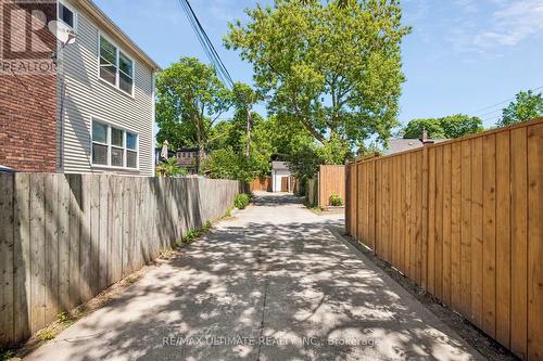 132 Hanson Street, Toronto, ON 