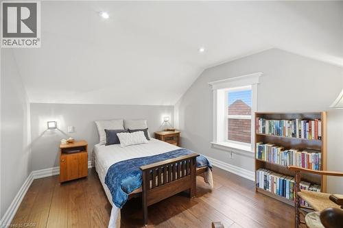 66 Chatham Street, Hamilton, ON - Indoor Photo Showing Bedroom