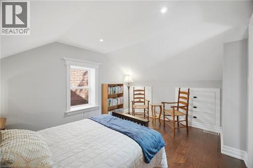 66 Chatham Street, Hamilton, ON - Indoor Photo Showing Bedroom