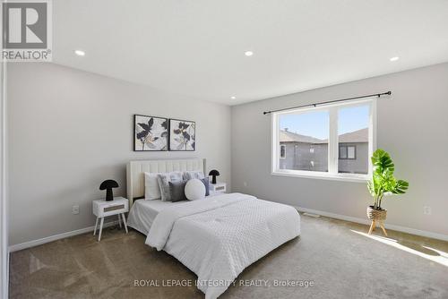 459 Cope Drive, Ottawa, ON - Indoor Photo Showing Bedroom