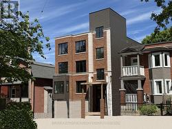 3 - 13 ELLA STREET Ottawa, ON K1S 2S3