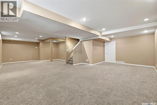 118 Hinitt Place, Saskatoon, SK 