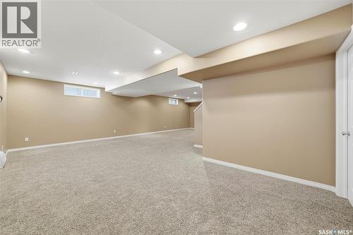 118 Hinitt Place, Saskatoon, SK 