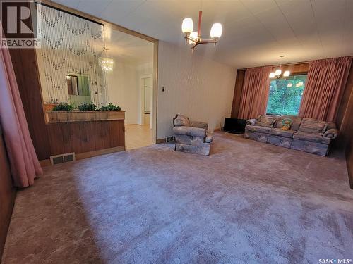 106 Railway Avenue E, Neilburg, SK 
