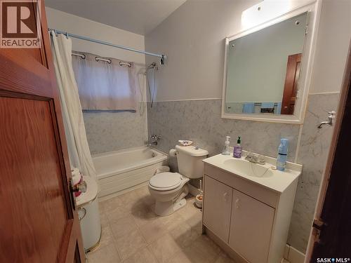 106 Railway Avenue E, Neilburg, SK 