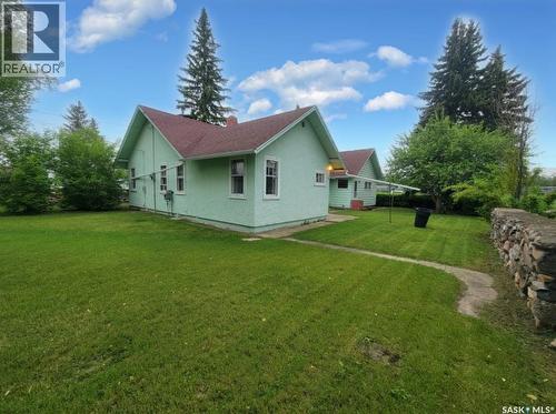 106 Railway Avenue E, Neilburg, SK 