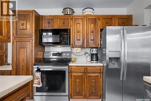 2 Cambridge Crescent, Saskatoon, SK 
