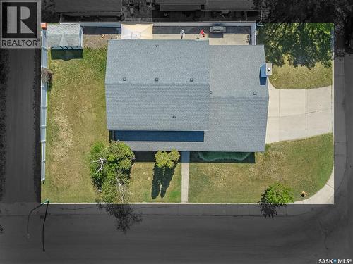 2 Cambridge Crescent, Saskatoon, SK 