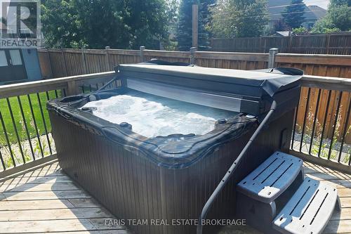9 Broadpoint Street, Wasaga Beach, ON 