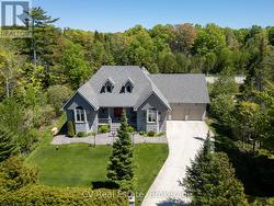 180 ST. EDMUNDS CRESCENT South Bruce Peninsula, ON N0H 2G0