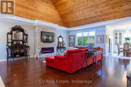 180 St. Edmunds Crescent, South Bruce Peninsula, ON 