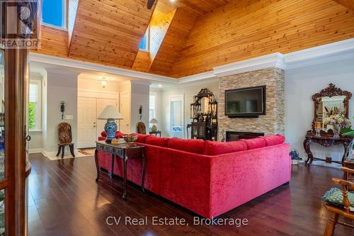 180 St. Edmunds Crescent, South Bruce Peninsula, ON 