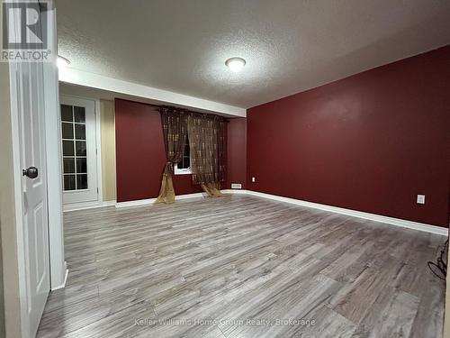 13B - 55 Mooregate Crescent, Kitchener, ON 