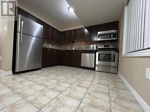 13B - 55 Mooregate Crescent, Kitchener, ON 