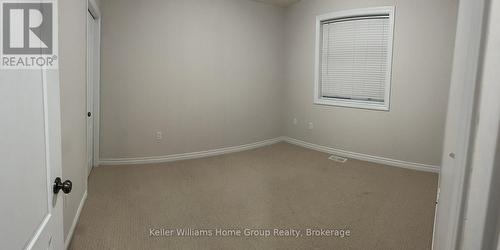 13B - 55 Mooregate Crescent, Kitchener, ON 