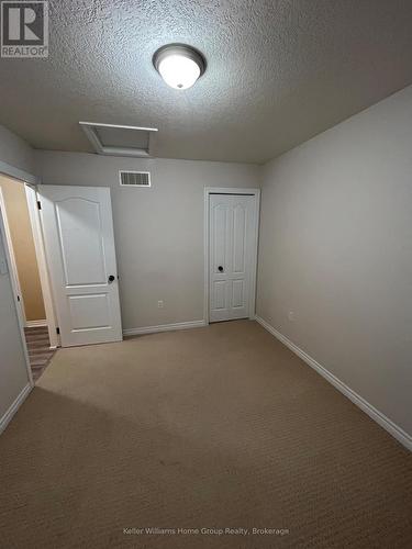 13B - 55 Mooregate Crescent, Kitchener, ON 