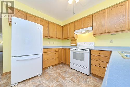 16 Harrop Avenue, Halton Hills, ON - Indoor Photo Showing Kitchen With Double Sink