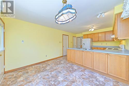 16 Harrop Avenue, Halton Hills, ON - Indoor Photo Showing Kitchen