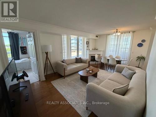 506 - 18 Kenaston Gardens Ne, Toronto, ON 