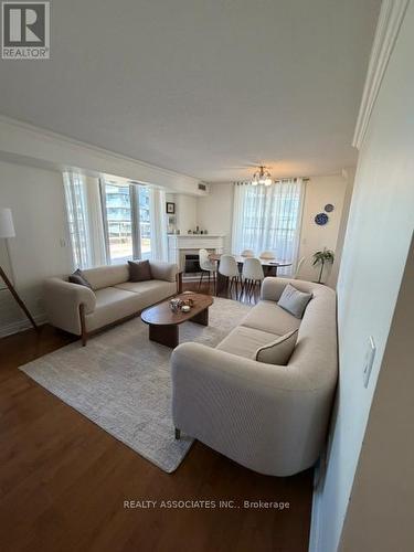 506 - 18 Kenaston Gardens Ne, Toronto, ON 