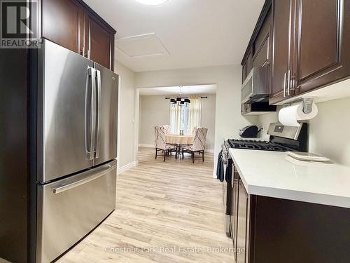 quartz counter tops,  s/s appliances, and... - 9211 118 Highway, Minden Hills (Minden), ON 