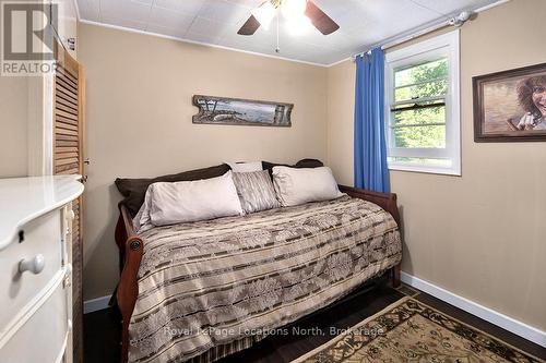 111 Fraser Street, Meaford, ON - Indoor Photo Showing Bedroom