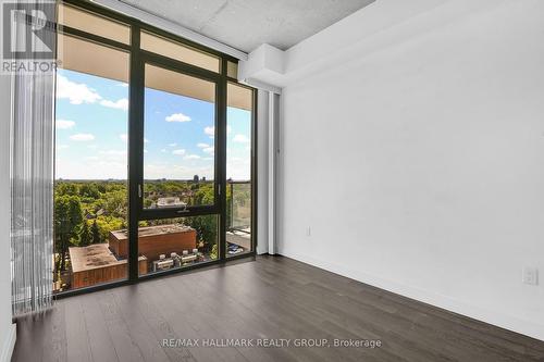 Bedroom with floor to ceiling windows - 1104 - 224 Lyon Street N, Ottawa, ON 