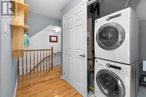 Laundry closet - 237 Cumberland Street, Ottawa, ON - Indoor Photo Showing Laundry Room