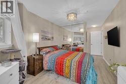 Primary Bedroom - 