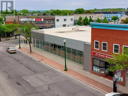 2-8 Queen St E, Sault Ste. Marie, ON 