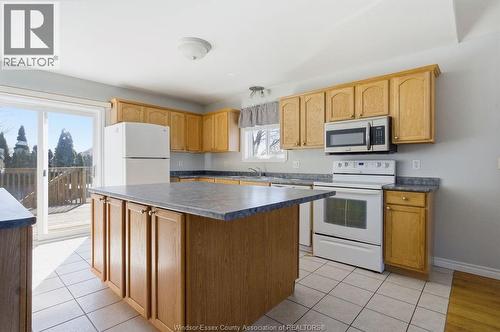 149 Amy Croft Drive, Lakeshore, ON 
