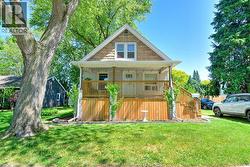 135 MAPLE Lasalle, ON N9J 1N7