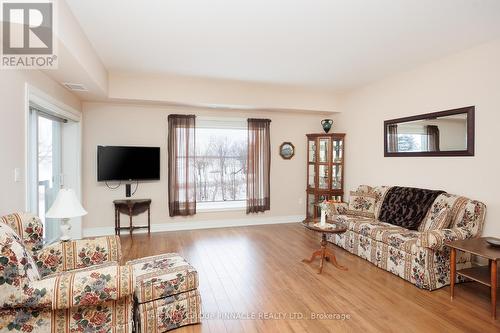 103 - 94 Francis Street W, Kawartha Lakes (Fenelon Falls), ON 