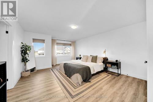 207 Schmidt Drive, Wellington North, ON - Indoor Photo Showing Bedroom