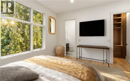Virtually Staged Photo - 135 Secord Lane, Burlington, ON 